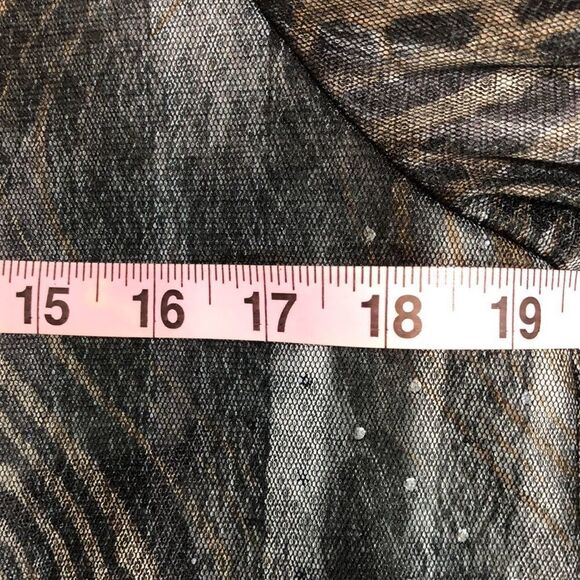 Damee, Inc. Cropped Jacket with Animal Print Lining - Picture 15 of 16